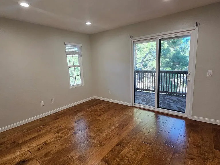 12091 Alta Carmel Ct #10 — Photo 12