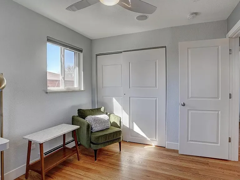 4044 W 77th Pl — Photo 16