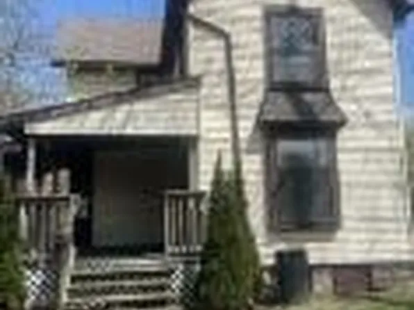 1011 E Hazel St, Lansing, MI 48912