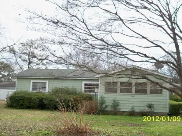 2916 Richard Dr, Macon, GA 31206