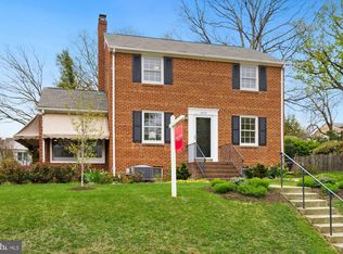 6555 28th St N, Arlington, VA 22213