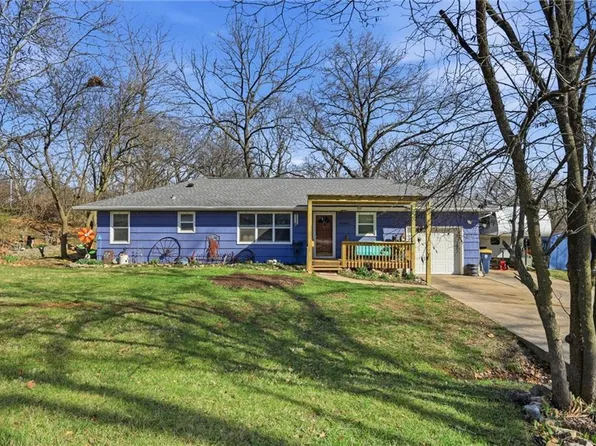 4709 NW Gleason Rd, Kansas City, MO 64151