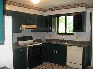 2nd image of 8029 Grovewood Dr