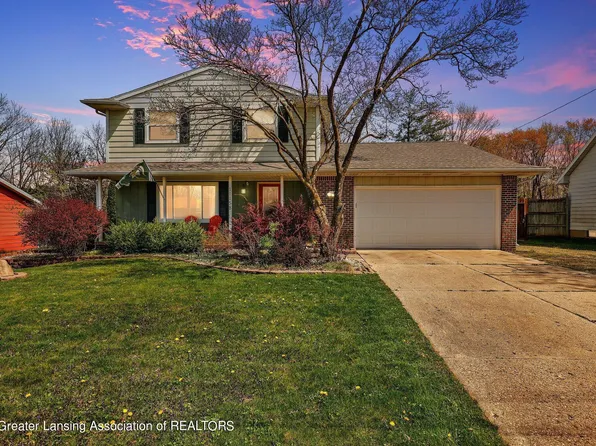 11158 Cobblestone Ln, Grand Ledge, MI 48837