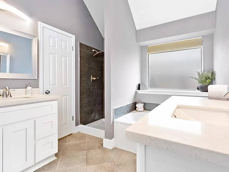 8203 Miller Falls Dr — Photo 21