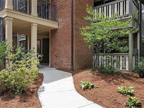 4th image of 464 Ansley Walk Ter NE