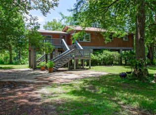 9881 Horseshoe Dr, Baton Rouge, LA 70817