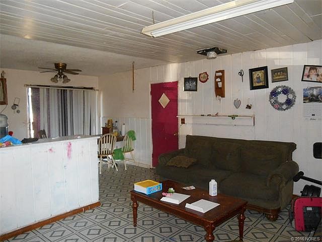 1627566_1