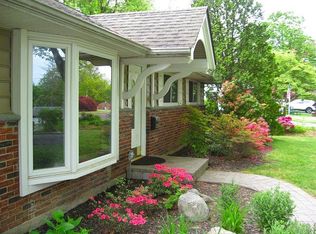 130 Davis Rd, Doylestown, PA 18901