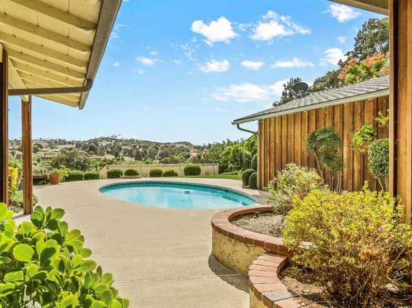 5610 San Miguel Rd, Bonita, CA 91902