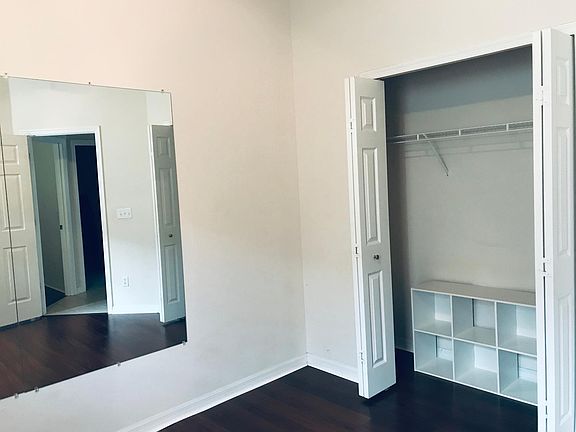 5th image of 5573 Burlwood Dr