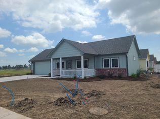 902 Lingonberry Ln, Lindsborg, KS 67456