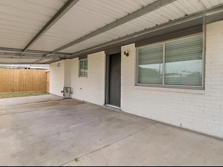 10938 Fleming Dr — Photo 24