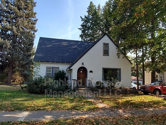 3rd image of 520 NE Maple St #Ab