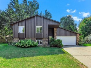9635 106th Ave N, Maple Grove, MN 55369