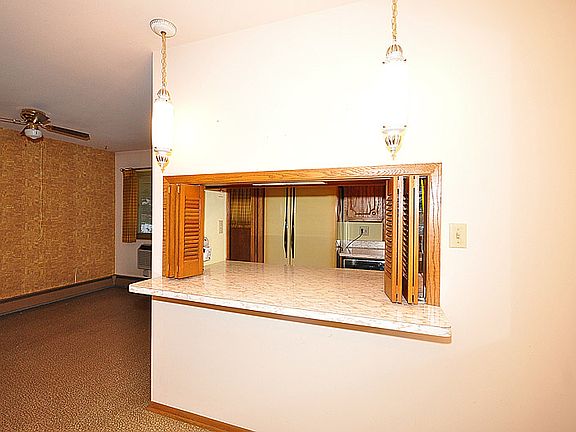5th image of 5612-14 S Denis Ct
