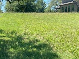 2808 Fountain View Blvd, Cedar Hill, TX 75104