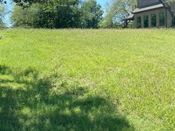 2808 Fountain View Blvd, Cedar Hill, TX 75104