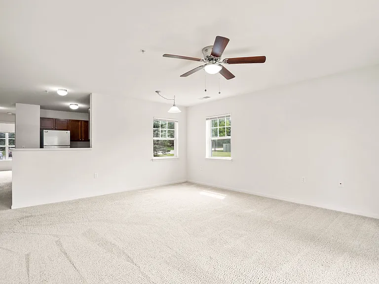 Towne Lakes Apartments — Photo 17