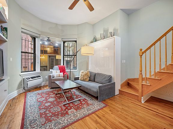 3rd image of 313 W 82nd St APT 1A
