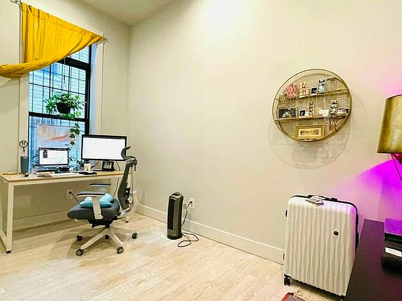 3rd image of 186 Quincy St #1L