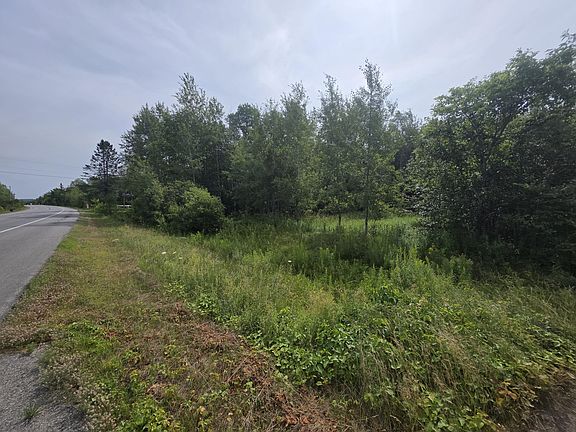3rd image of 83 Main Street