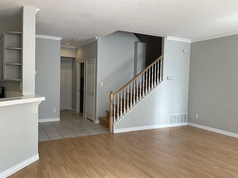 16134 Avenida Venusto #2 — Photo 8