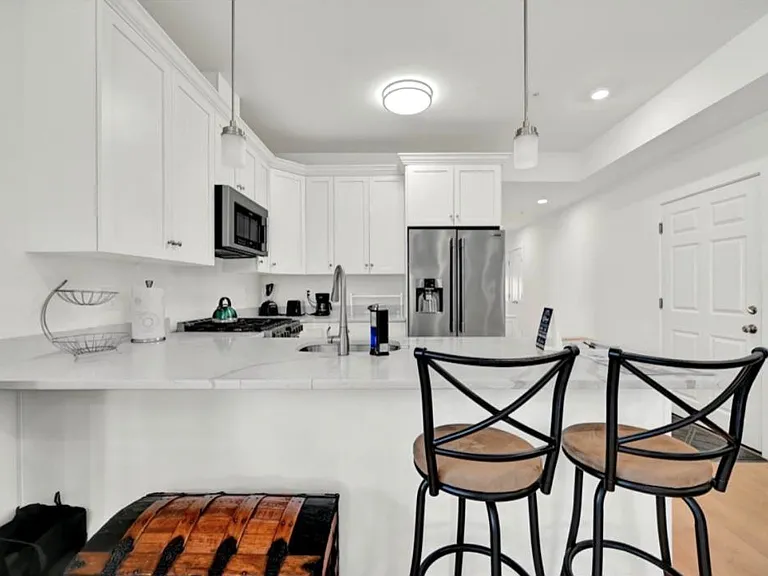 254 Spencer Ave #5 — Photo 4