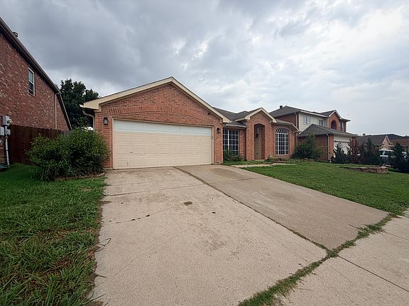 3rd image of 1023 Bonanza Dr
