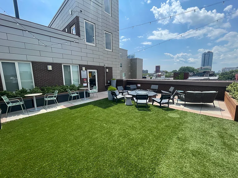 Element Flats — Photo 34