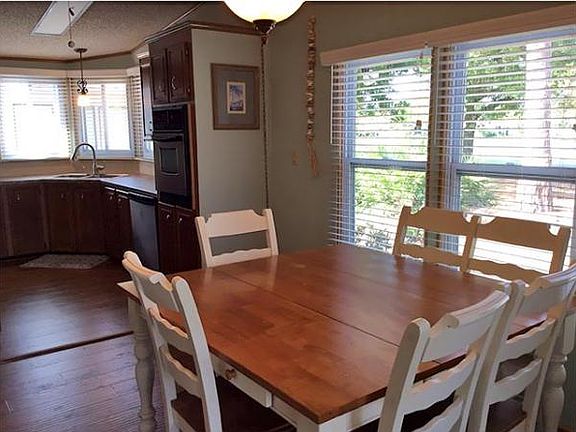 2nd image of 1251 Buena Vista Dr
