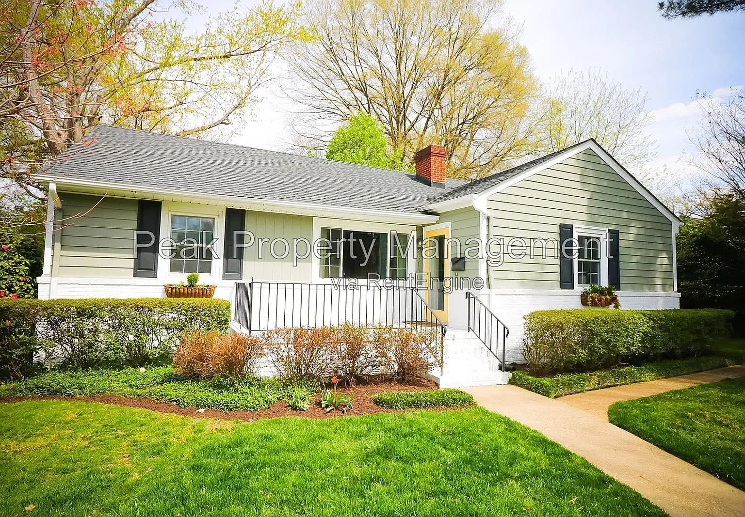 3 bed, 2.0 bath, 1417 sqft, $3,000 — Photo 3