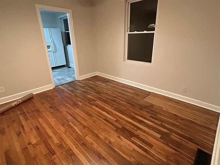 305 Orange St — Photo 4