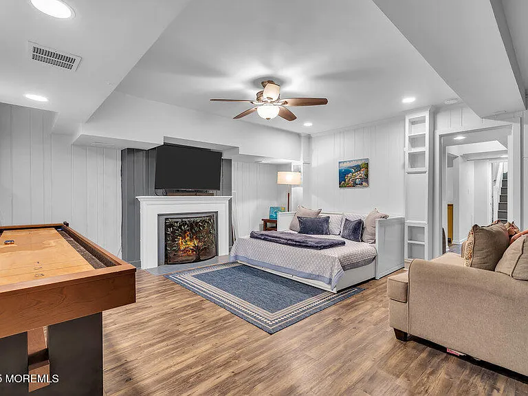 8 Deal Lake Ct — Photo 15