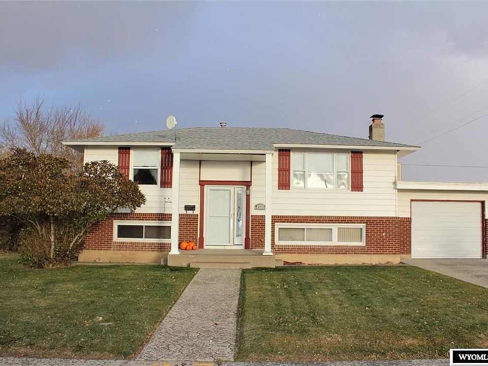 1st image of 1429 Carbon St