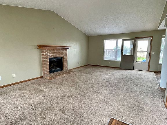 Gas fireplace