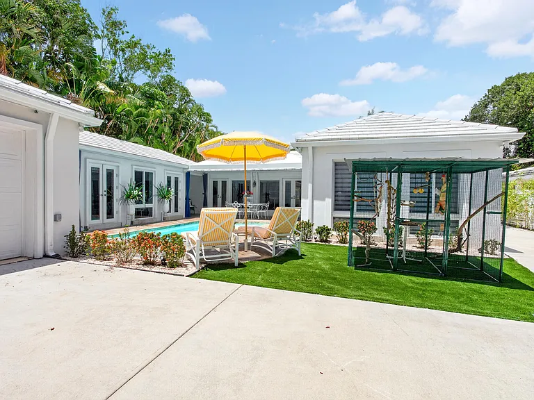 714 S Atlantic Dr — Photo 63