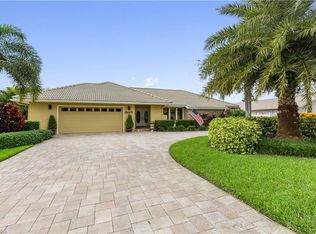 28471 Las Palmas Cir, Bonita Springs, FL 34135