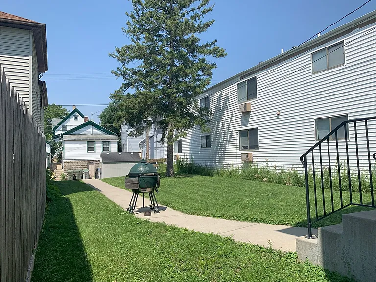 2507 S Logan Ave — Photo 19