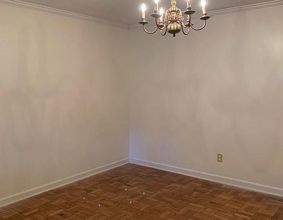 dining room - it's larger than it appears