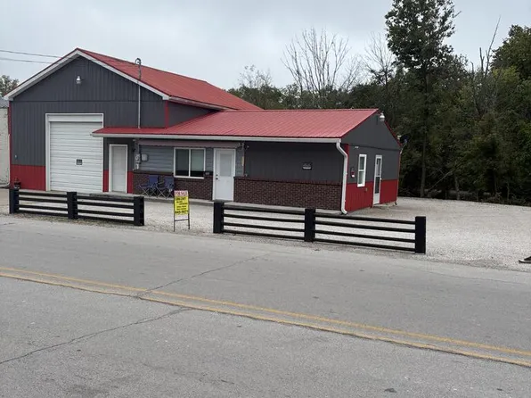 306 E Water St, Flemingsburg, KY 41041
