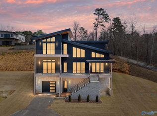 24 County Road 913, Crane Hill, AL 35053