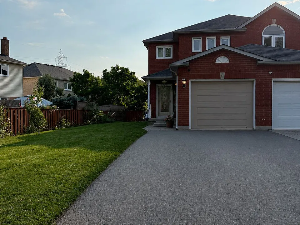 Cranberry Cres