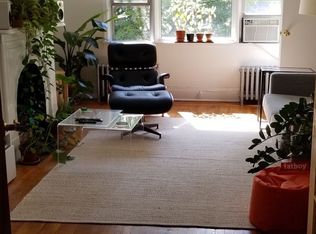 127 Calyer St #1R, Brooklyn, NY