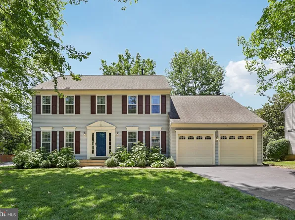 311 Ashton Dr SW, Leesburg, VA 20175