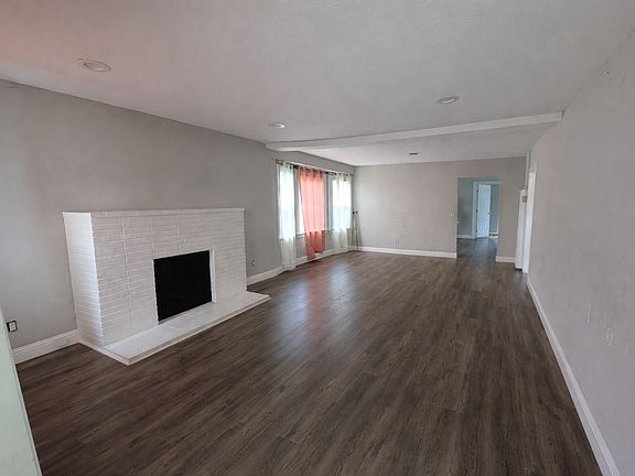 4th image of 2117 Roosevelt Ave #1