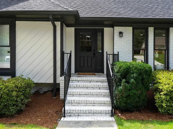 1349 Atkins Trimm Blvd, Birmingham, AL 35226