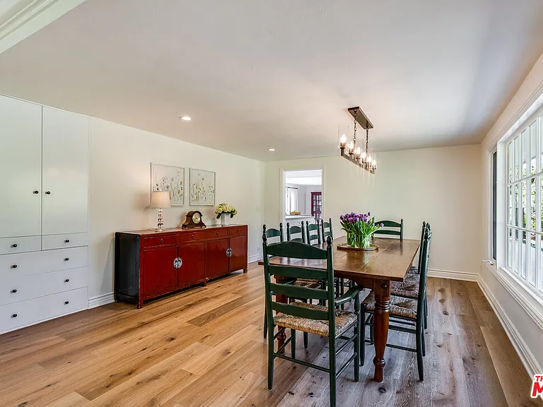 28925 Cliffside Dr — Photo 22