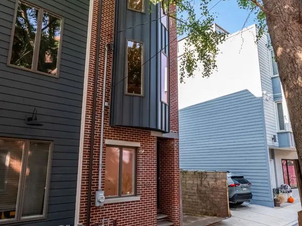 966 N Leithgow St, Philadelphia, PA 19123