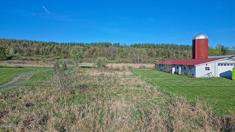 2nd image of 2-D Bullock Road